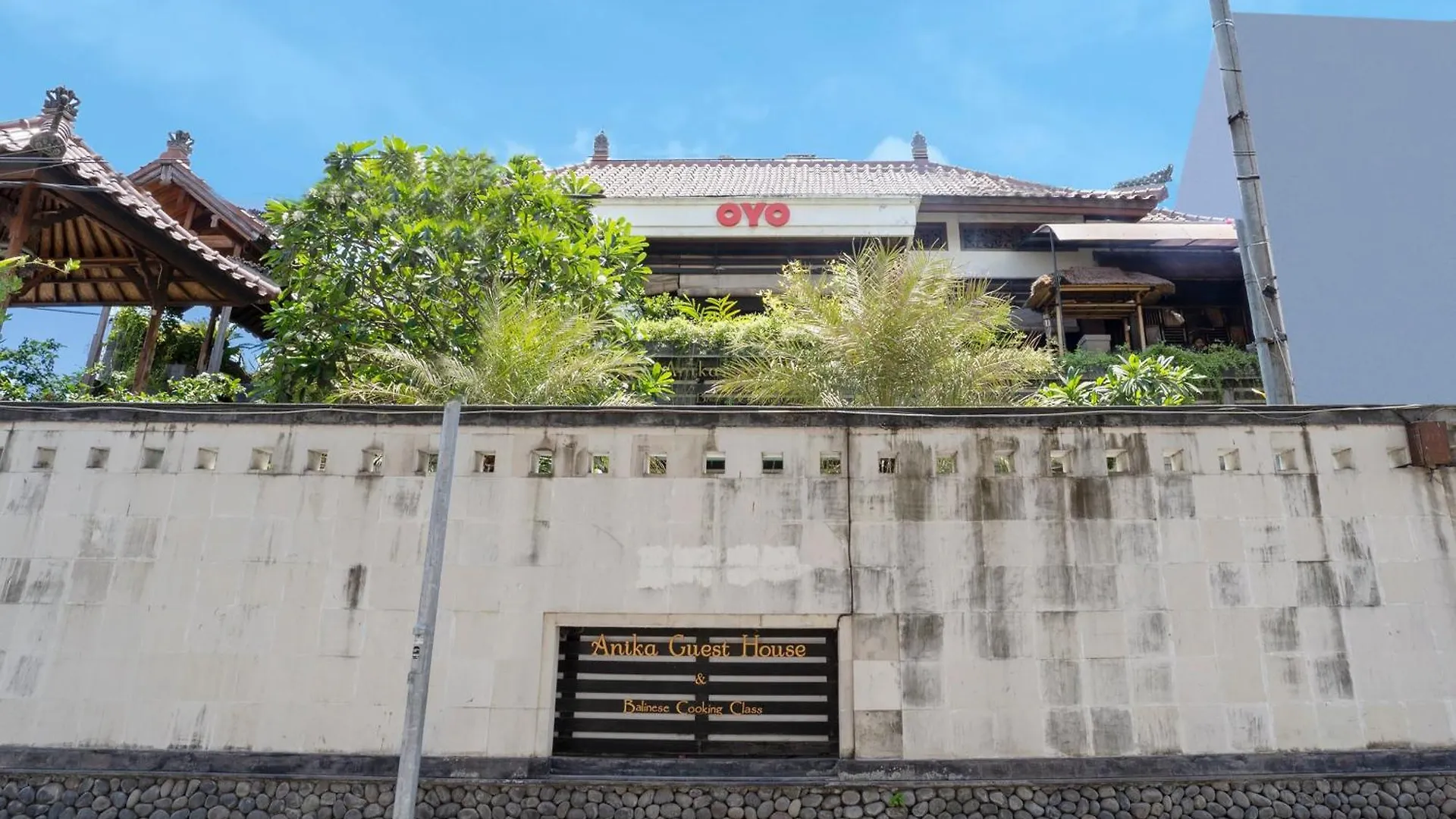 Hotel Oyo 482 Anika Guest House Kuta