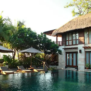 Resort The Sandi Phala And Ma Joly Restaurant